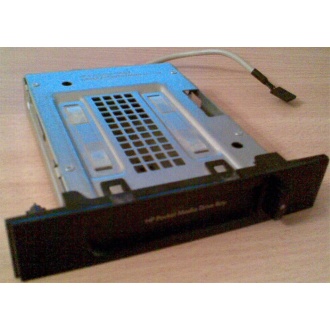 HP Pocket Media Drive Bay 5003-0667 (Видное)